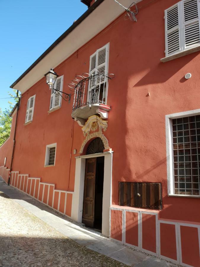 La Rocca Di Efisio Aparthotel Costigliole d'Asti Exterior photo